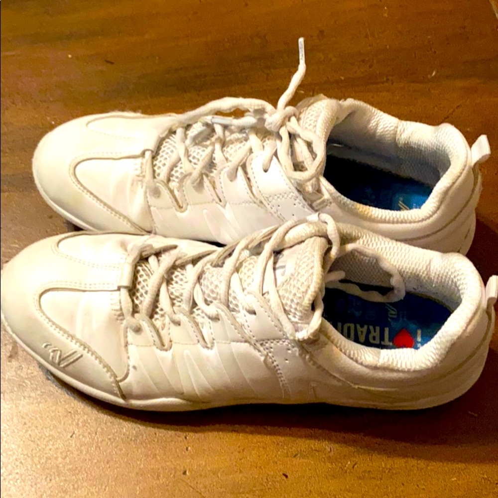 Size 10 Varsity cheer shoes